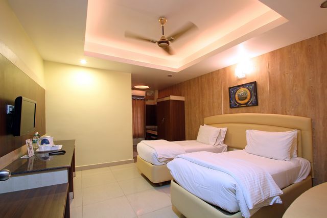 Kandy PLR Hotels
